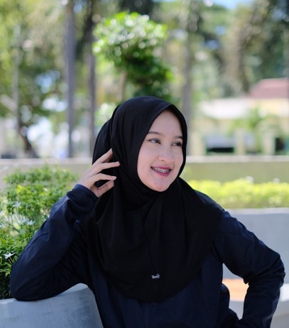 BELLA SPORT HITAM
